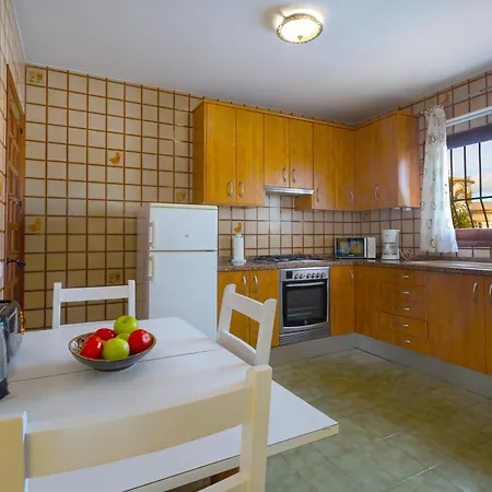 Feliz Imelda By Abahana * Casas de Torrat