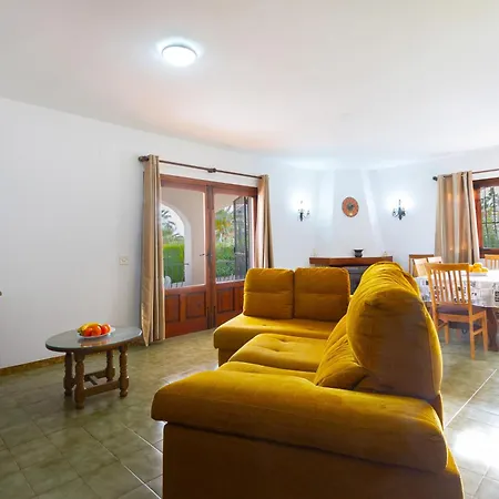 Feliz Imelda By Abahana Casas de Torrat