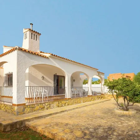 Feliz Imelda By Abahana Villa *