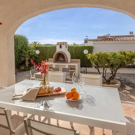 Villa Feliz Imelda By Abahana