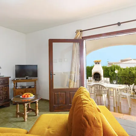 Villa Feliz Imelda By Abahana Casas de Torrat